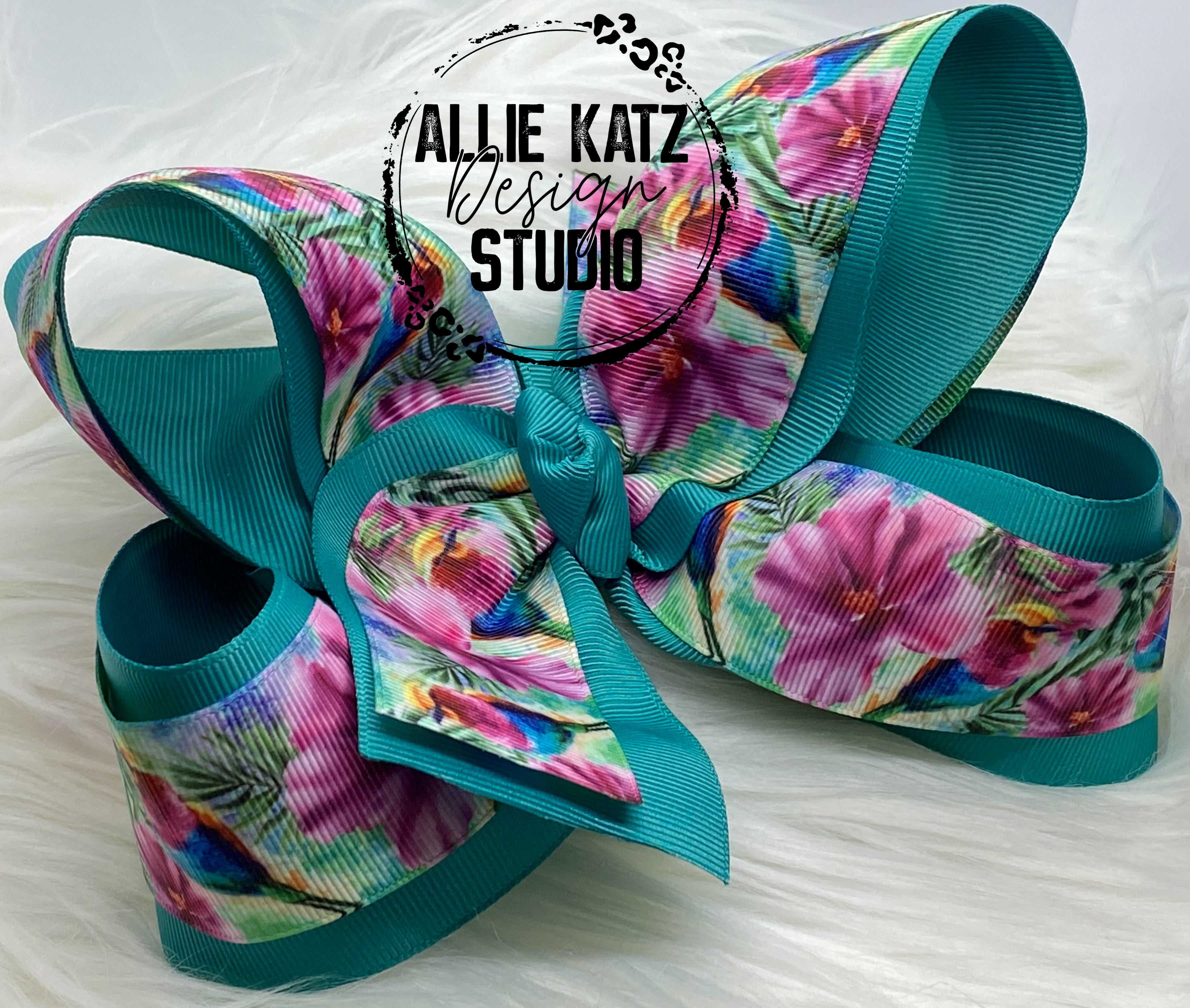 Light Blue 6 Inch Boutique Hair Bow