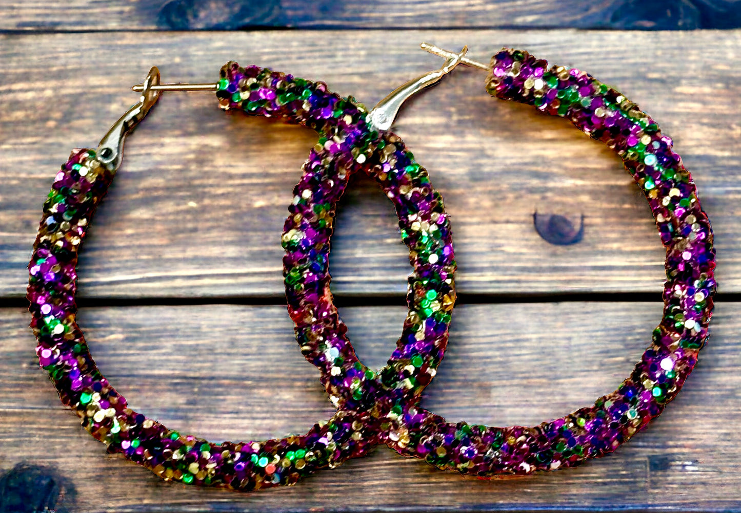 Mardi Party Sparkling Elegance Hoop Earrings