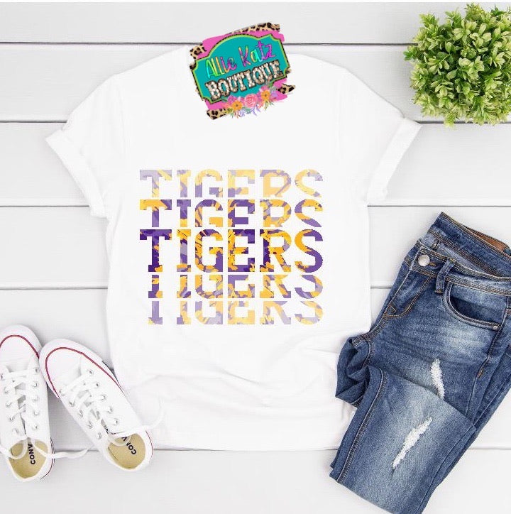 Tigers repetitive tie dye Tee